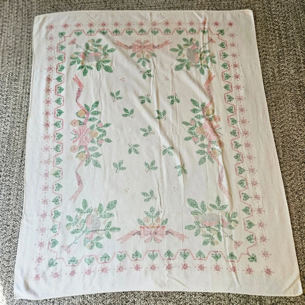 Christmas Terrycloth Tablecloth Birds Berries‎ Ribbon Holiday Decor 58x48